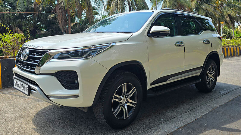 Toyota Fortuner 4x2 AT 2.8 2025 Diesel